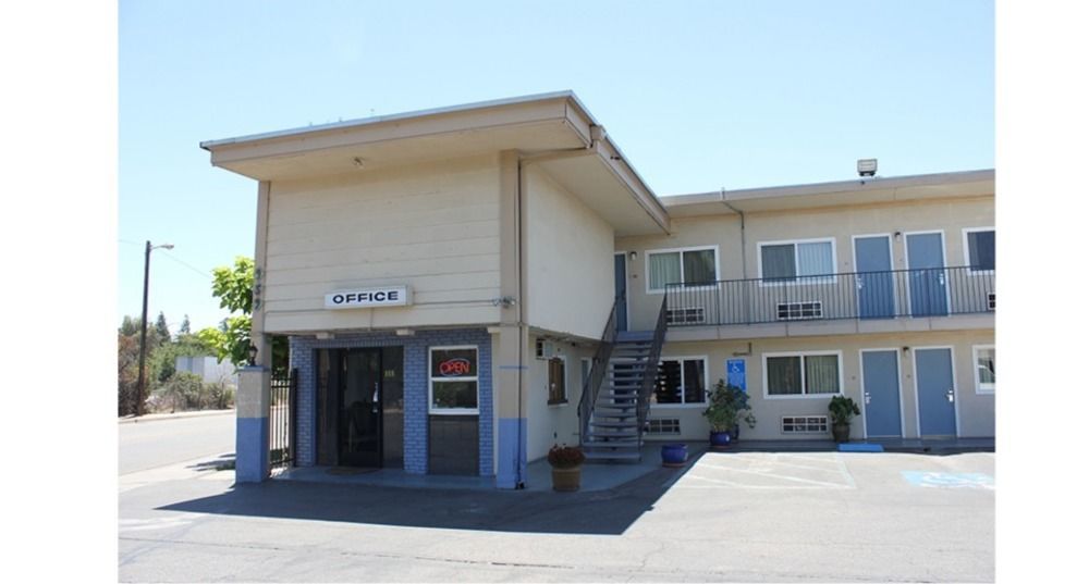 Parkway Inn Fresno Exterior photo